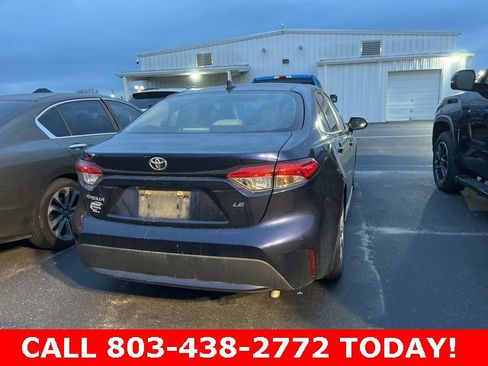 Used 2020 Toyota Corolla LE image 4