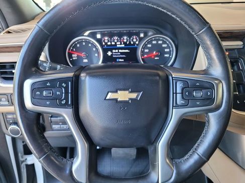 Used 2021 Chevrolet Tahoe Premier w/ Premium Package AWD/4WD image 28