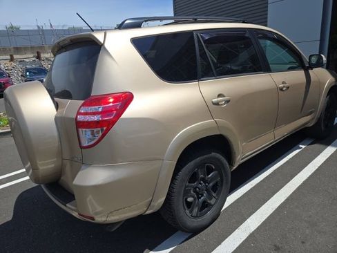 Used 2012 Toyota RAV4 Limited w/ Premium Plus Value Pkg AWD/4WD image 11
