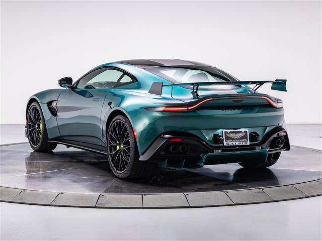 Used 2023 Aston Martin V8 Vantage Coupe RWD image 2