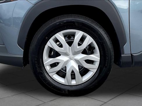 Used 2026 Toyota Corolla Cross L FWD image 11