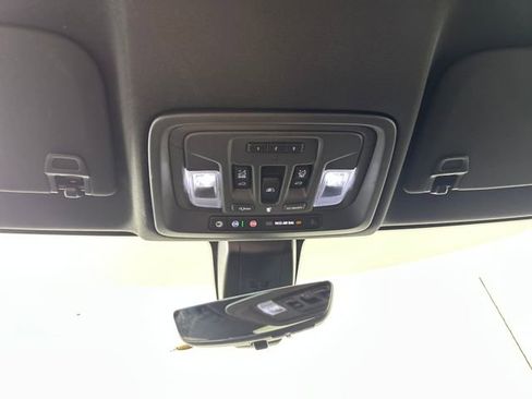 Used 2023 GMC Sierra 2500 AT4 w/ AT4 Preferred Package image 24