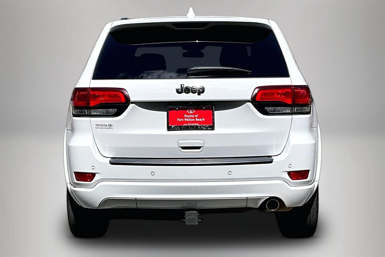 Used 2021 Jeep Grand Cherokee Laredo X RWD image 6