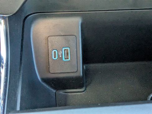 Used 2021 Ford F150 XLT w/ Equipment Group 302A High image 25