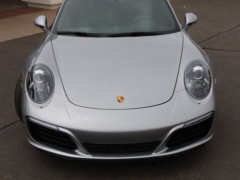Used 2017 Porsche 911 Carrera RWD image 9