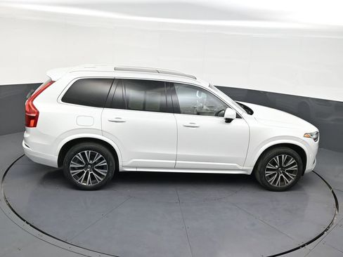 Used 2020 Volvo XC90 T6 Momentum w/ Protection Package Premier AWD/4WD image 18