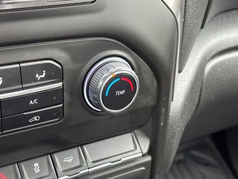 Used 2025 Chevrolet Silverado 1500 W/T image 26