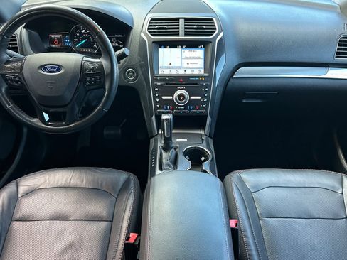 Used 2017 Ford Explorer Sport w/ Equipment Group 401A AWD/4WD image 10