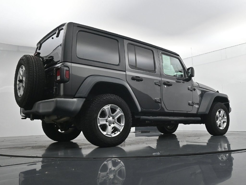 Used 2018 Jeep Wrangler Unlimited Sport S AWD/4WD image 34