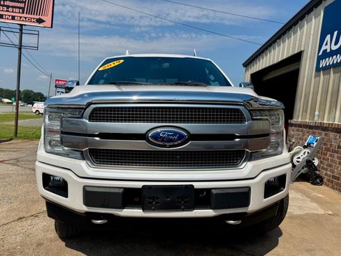 Used 2019 Ford F150 Platinum w/ Equipment Group 701A Luxury AWD/4WD image 5
