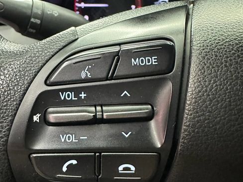 Used 2019 Hyundai Veloster 2.0 FWD image 16