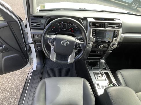 Certified 2024 Toyota 4Runner SR5 Premium w/ Moonroof Package AWD/4WD image 12