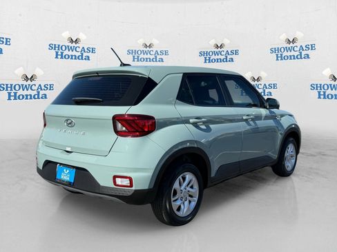 Used 2025 Hyundai Venue SE image 8