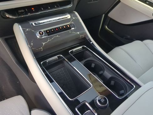 New 2026 Lincoln Aviator Black Label w/ Dynamic Handling Package AWD/4WD image 20