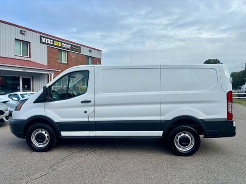 Used 2018 Ford Transit 250 130 Low Roof image 6