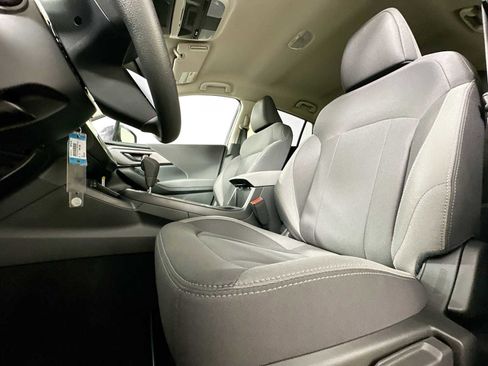 Certified 2025 Subaru Impreza 2.0i image 18