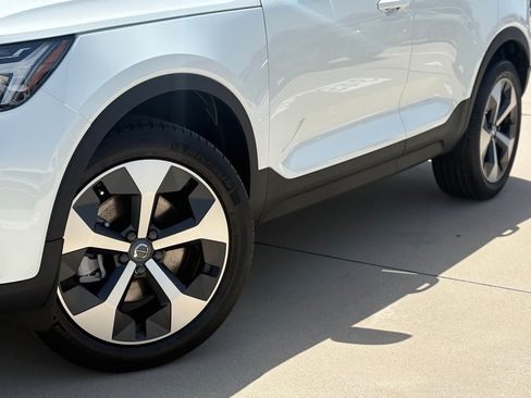New 2026 Volvo XC40 B4 Core w/ Protection Package Premier image 6