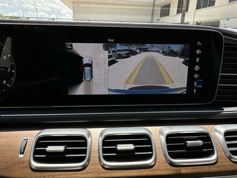Used 2022 Mercedes-Benz GLE 350 image 24