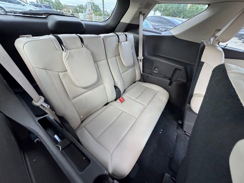Used 2021 Ford Explorer Platinum w/ Equipment Group 601A AWD/4WD image 20