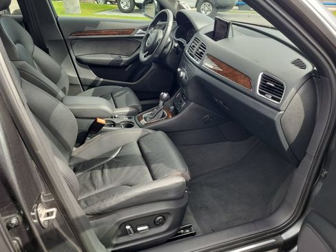 Used 2018 Audi Q3 2.0T Premium Plus w/ Premium Plus Package AWD/4WD image 15