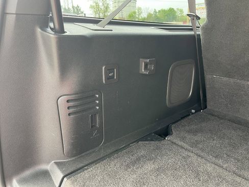 Used 2013 Ford Expedition EL Limited image 26