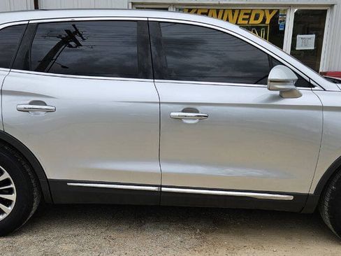 Used 2016 Lincoln MKX Select AWD/4WD image 2