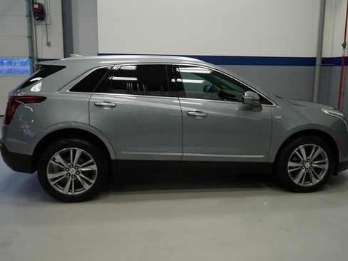 Certified 2023 Cadillac XT5 Premium Luxury image 11