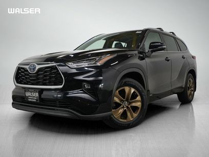 Used 2023 Toyota Highlander Bronze Edition