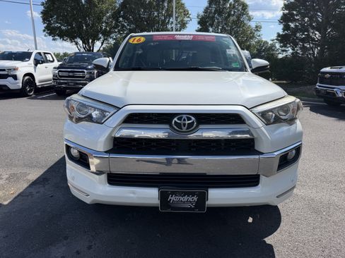 Used 2016 Toyota 4Runner Limited AWD/4WD image 3
