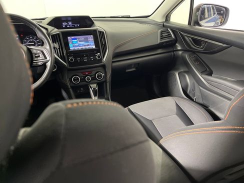 Used 2021 Subaru Crosstrek 2.0i Premium w/ Moonroof Package AWD/4WD image 17