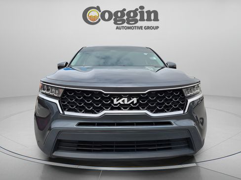 Used 2022 Kia Sorento LX FWD image 8