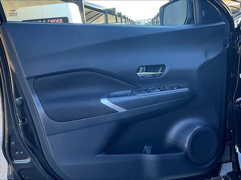 Certified 2024 Nissan Kicks SV image 21