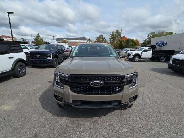 New 2026 Ford Ranger Lariat w/ Black Appearance Package AWD/4WD image 9