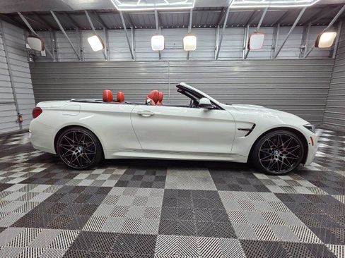 Used 2019 BMW M4 Convertible w/ Competition Package RWD image 11