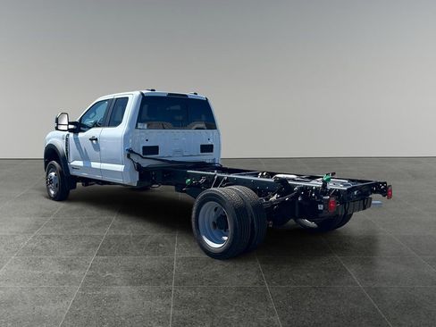 New 2025 Ford F450 XL image 2