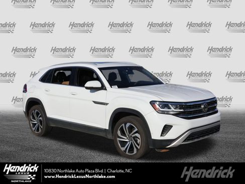 Used 2021 Volkswagen Atlas Cross Sport SEL Premium image 1