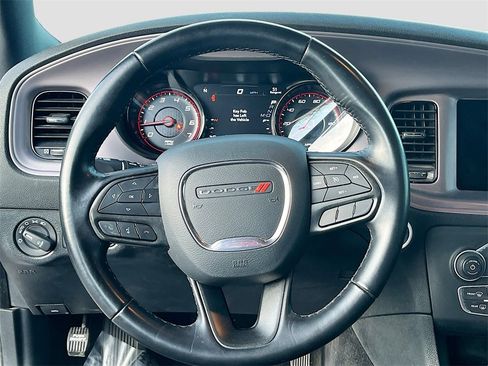 Used 2023 Dodge Charger SXT w/ Blacktop Package image 11