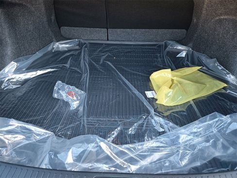 Used 2025 Toyota Corolla SE w/ SE Premium Package image 31