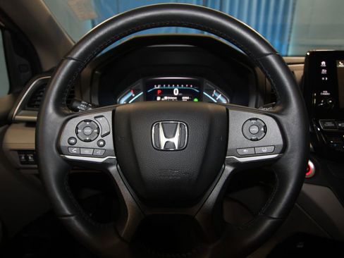 Used 2024 Honda Odyssey EX-L image 12