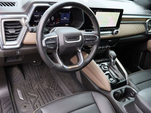 Certified 2023 GMC Canyon Denali w/ Denali Black Edition image 13