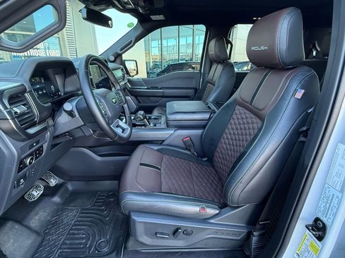 Used 2025 Ford F150 Lariat w/ Equipment Group 501A Mid image 12