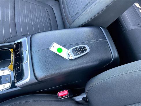 Used 2023 Hyundai Santa Cruz SEL Premium image 30