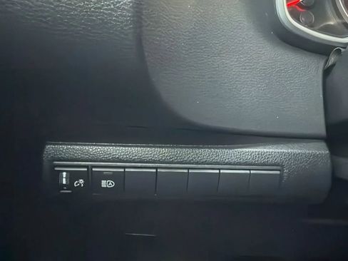 Used 2022 Toyota Corolla SE image 15