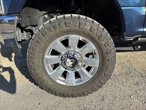 Used 2019 Ford F250 Lariat w/ Lariat Ultimate Package image 8