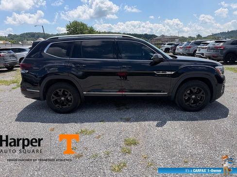 Used 2024 Volkswagen Atlas SEL Premium R-Line AWD/4WD image 6