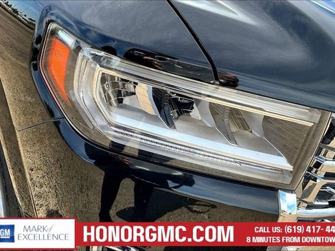 Used 2022 GMC Acadia Denali w/ Denali Ultimate Package image 31