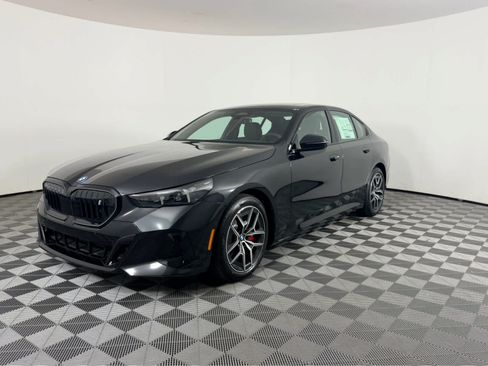New 2027 BMW i5 eDrive40 w/ M Sport Package RWD image 7