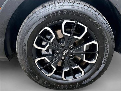 Used 2022 Hyundai Santa Cruz SEL Premium image 10