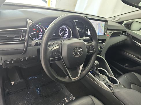 Used 2023 Toyota Camry XLE w/ Navigation Package FWD image 15