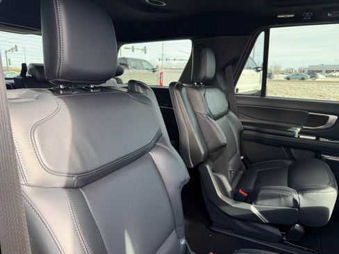 New 2026 Ford Expedition Platinum w/ Stealth Appearance Package image 17